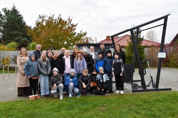 Nowe, zielone miejsce w Leźnie już tętni życiem!